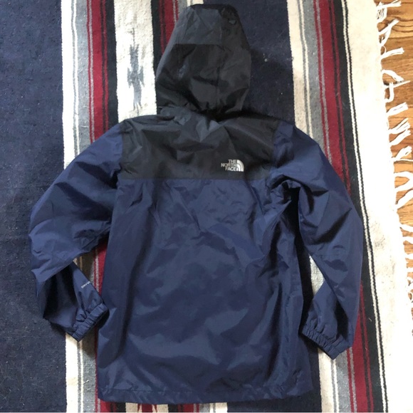 The North Face Boys Large Navy and Black Windbreaker - Picture 2 of 5